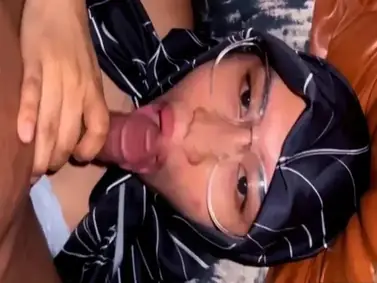 Bokep Hijab Enak Banget Crot Di Muka Hot
